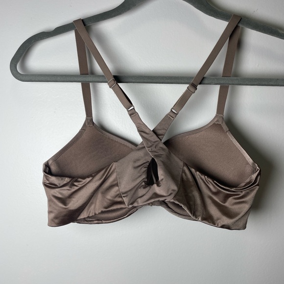 Lot of 3 Victoria’s Secret bras 34B - Picture 6 of 10